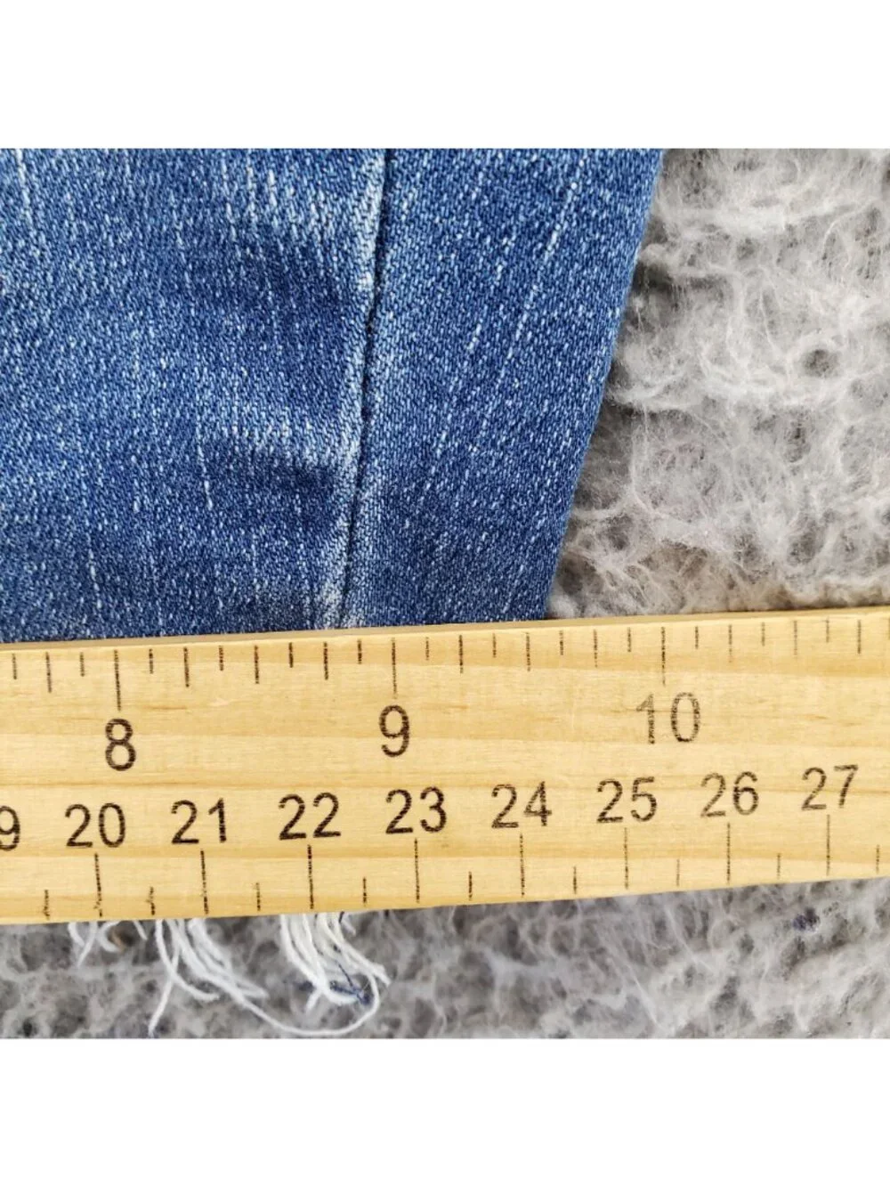 Time And Tru Shorts Womens 14 Blue Denim High Waist Distressed Cutoff *Read*